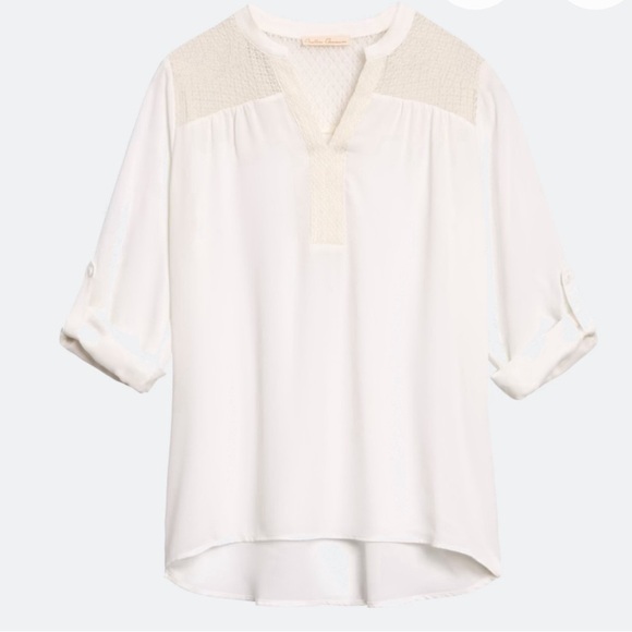🚨Creative Commune Rondut Split Neck Blouse. White/cream. Medium. - Picture 1 of 11
